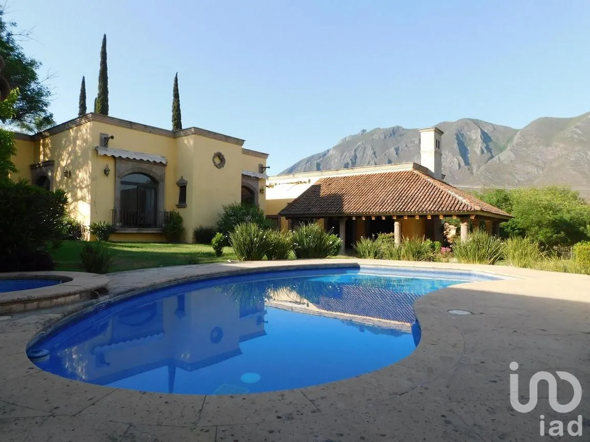 Casa en Venta en Lomas de Valle Alto, Monterrey, Nuevo León | NEX-270247 | iad México | Foto 1 de 21
