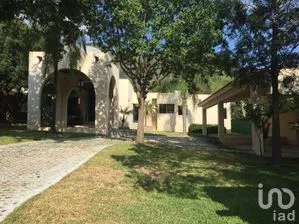 NEX-270250 - Casa en Venta, con 3 recamaras, con 4 baños, con 598 m2 de construcción en Privada Residencial Villas Del Uro, CP 64986, Nuevo León.