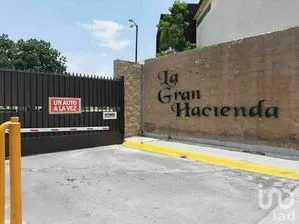 NEX-291469 - Casa en Venta, con 5 recamaras, con 4 baños, con 150 m2 de construcción en La Hacienda, CP 25903, Coahuila.