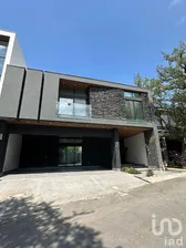 NEX-295498 - Casa en Venta, con 3 recamaras, con 3 baños, con 500 m2 de construcción.