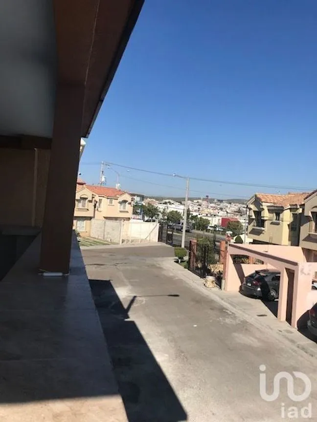 Casa en Renta en Villa Residencial Santa Fe 3a Sección, Tijuana, Baja California | NEX-228188 | iad México | Foto 25 de 38