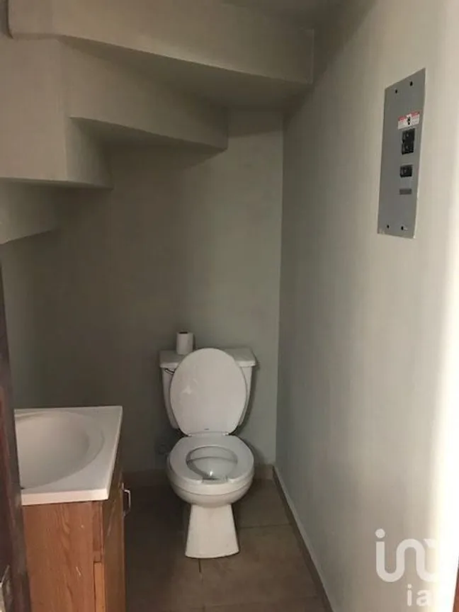 Casa en Renta en Villa Residencial Santa Fe 3a Sección, Tijuana, Baja California | NEX-228188 | iad México | Foto 4 de 38