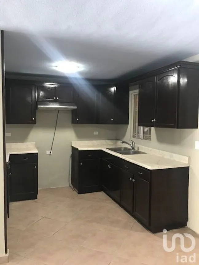 Casa en Renta en Villa Residencial Santa Fe 3a Sección, Tijuana, Baja California | NEX-228188 | iad México | Foto 7 de 38