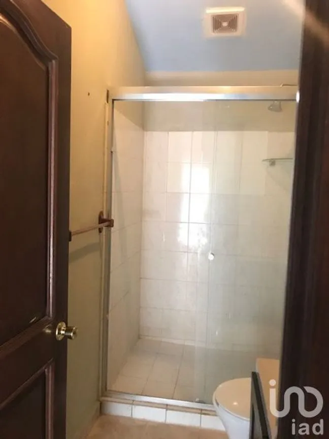 Casa en Renta en Villa Residencial Santa Fe 3a Sección, Tijuana, Baja California | NEX-228188 | iad México | Foto 9 de 38