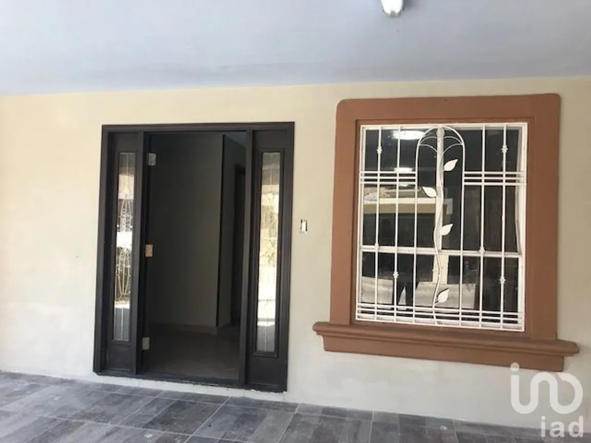 Casa en Renta en Villa Residencial Santa Fe 3a Sección, Tijuana, Baja California | NEX-228188 | iad México | Foto 1 de 38