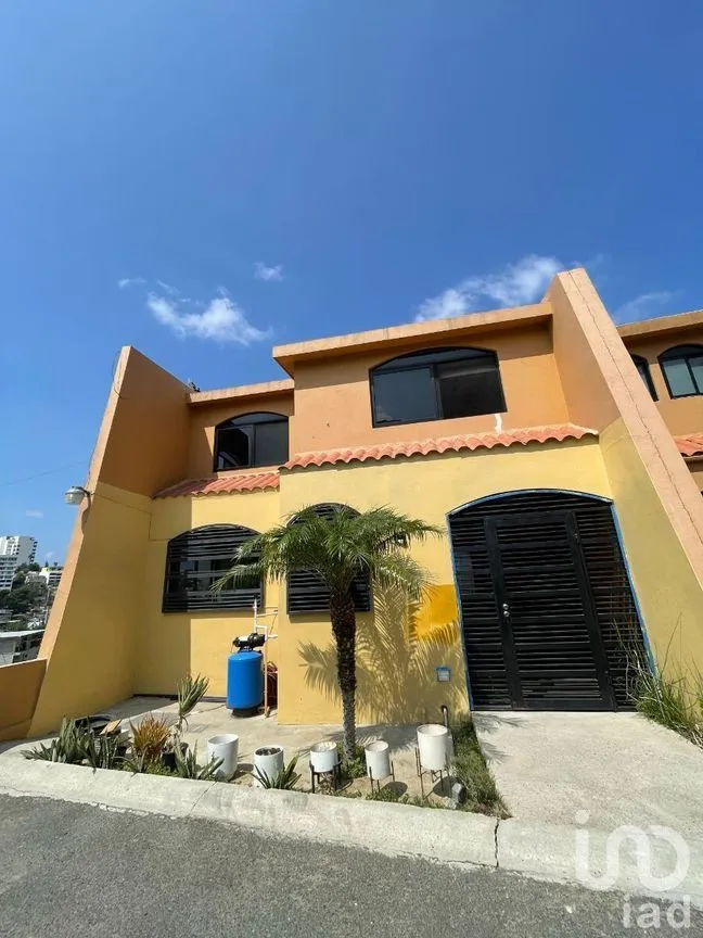 Casa en Renta en Gabilondo, Tijuana, Baja California | NEX-204364 | iad México | Foto 1 de 42