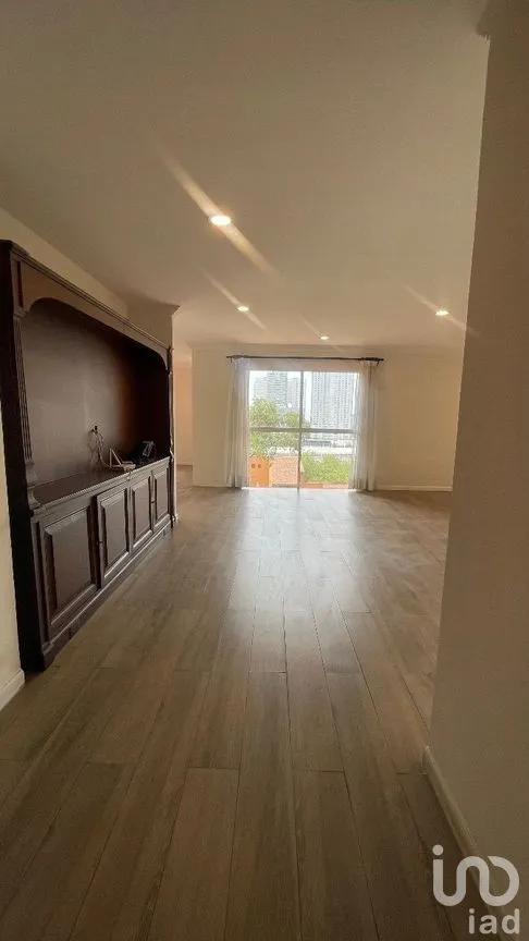 Departamento en Venta en Santa Fe, Álvaro Obregón, Ciudad de México | NEX-269480 | iad México | Foto 3 de 30