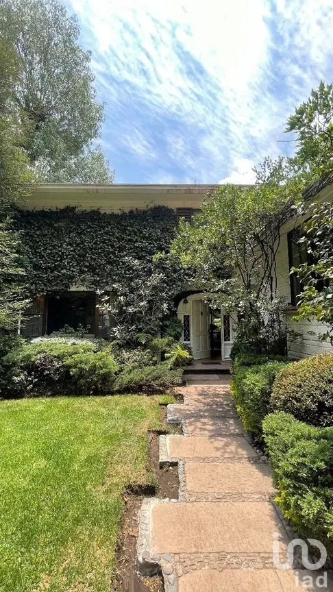 Casa en Venta en Lomas de Chapultepec I Sección, Miguel Hidalgo, Ciudad de México | NEX-271155 | iad México | Foto 1 de 38