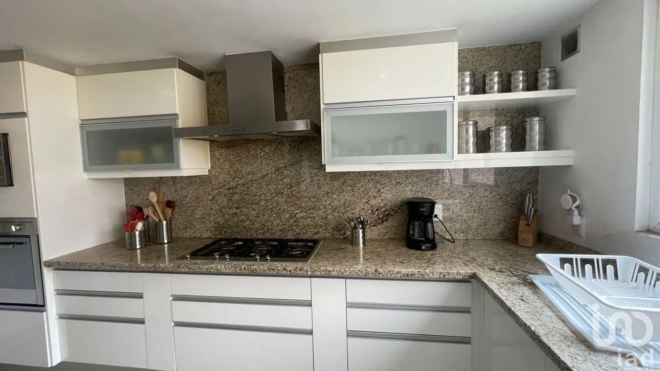 Casa en Venta en Bosque de las Lomas, Miguel Hidalgo, Ciudad de México | NEX-275028 | iad México | Foto 13 de 35