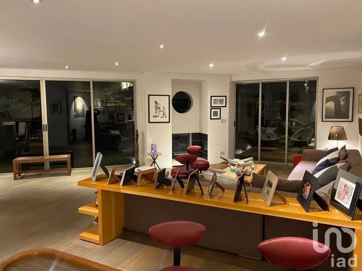 Casa en Venta en Insurgentes Cuicuilco, Coyoacán, Ciudad de México | NEX-228191 | iad México | Foto 1 de 16