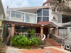 NEX-284970 - Casa en Renta, con 3 recamaras, con 2 baños, con 350 m2 de construcción en Francisco I Madero, CP 11480, Ciudad de México.