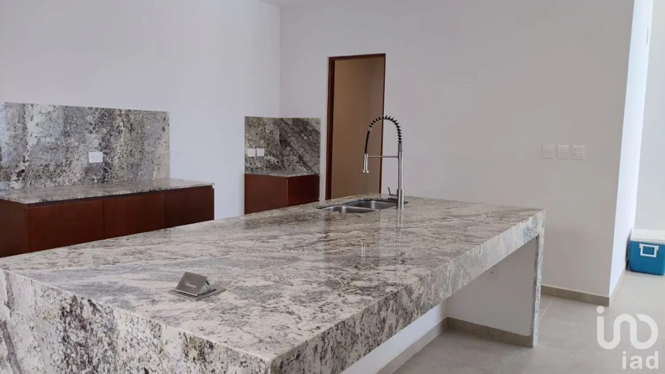 Casa en Venta en Temozon Norte, Mérida, Yucatán | NEX-226668 | iad México | Foto 2 de 15
