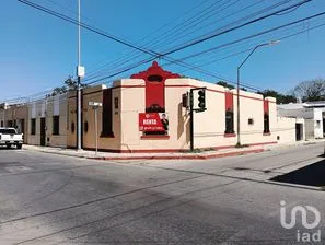 NEX-277723 - Casa en Renta, con 6 recamaras, con 2 baños, con 199 m2 de construcción.
