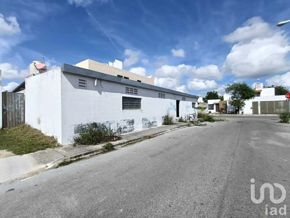 Local en Venta en Los Héroes, Mérida, Yucatán | NEX-277734 | iad México | Foto 1 de 6