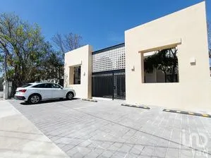 NEX-299123 - Departamento en Renta, con 2 recamaras, con 2 baños, con 67.61 m2 de construcción.