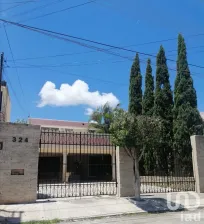 NEX-90808 - Casa en Venta, con 330 m2 de construcción.