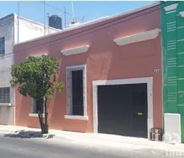 NEX-202574 - Casa en Venta, con 4 recamaras, con 3 baños, con 711.82 m2 de construcción en El Santuario, CP 44200, Jalisco.