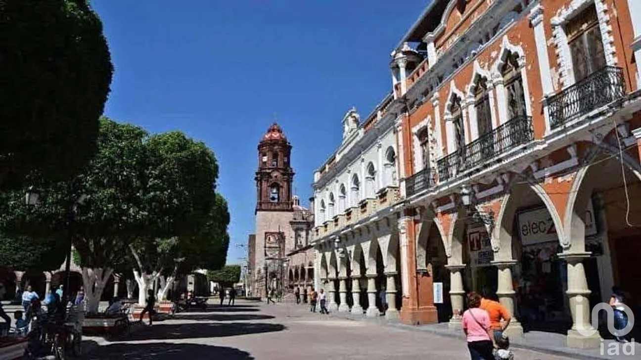 Casa en Venta en La Barca Centro, La Barca, Jalisco | NEX-283151 | iad México | Foto 1 de 23