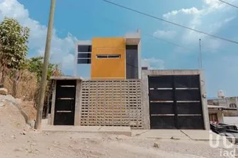 NEX-201990 - Casa en Venta, con 3 recamaras, con 2 baños en La Reliquia, CP 29059, Chiapas.