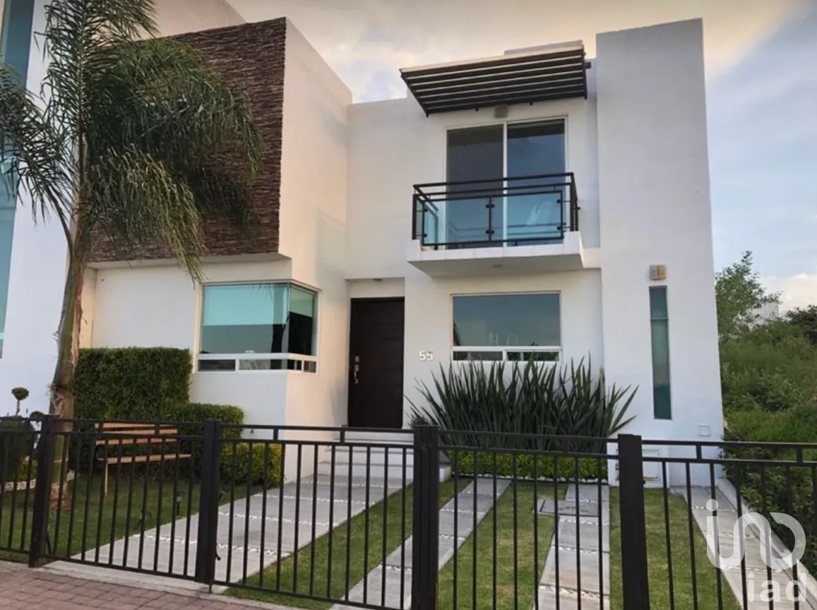 Casa en Venta en El Mirador, Querétaro, Querétaro | NEX-278590 | iad México | Foto 1 de 9
