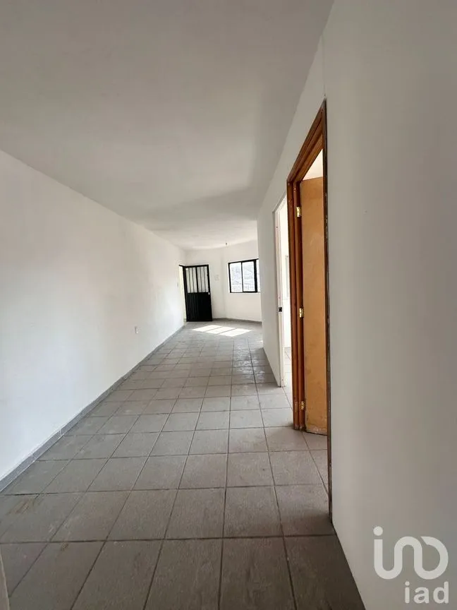 Oficina en Renta en Mercurio, Querétaro, Querétaro | NEX-278612 | iad México | Foto 2 de 7