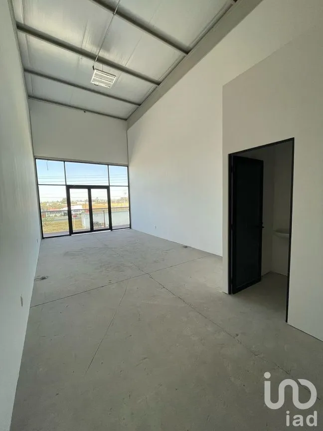 Local en Renta en Amazcala, El Marqués, Querétaro | NEX-278616 | iad México | Foto 4 de 8