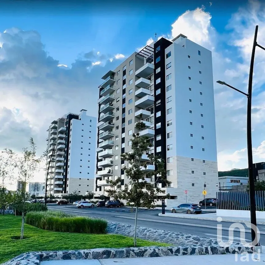 Departamento en Renta en Residencial el Refugio, Querétaro, Querétaro | NEX-278629 | iad México | Foto 1 de 24