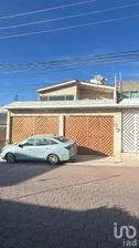 NEX-278632 - Casa en Venta, con 3 recamaras, con 2 baños, con 201 m2 de construcción en Vista Alegre 3a Sección, CP 76074, Querétaro.