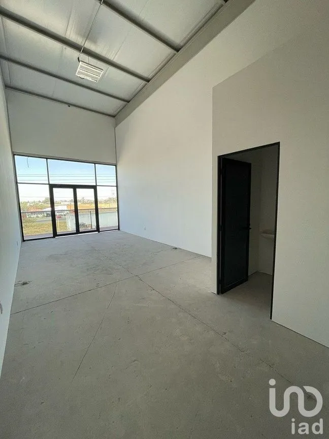 Local en Renta en Amazcala, El Marqués, Querétaro | NEX-285167 | iad México | Foto 6 de 8