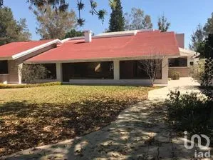 NEX-292205 - Casa en Venta, con 4 recamaras, con 5 baños, con 898.31 m2 de construcción en Jurica, CP 76100, Querétaro.