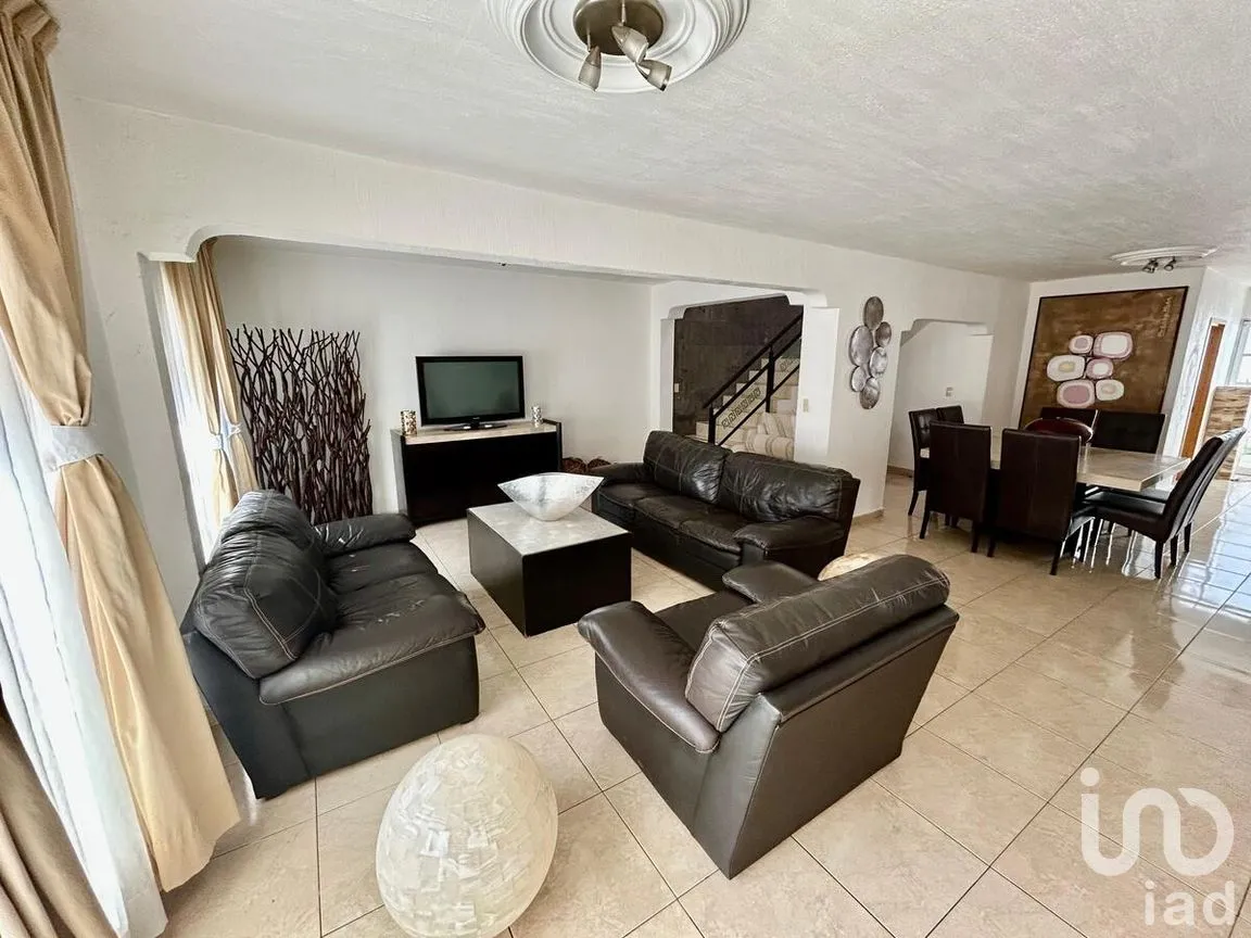 Casa en Venta en Francisco Sarabia, Zapopan, Jalisco | NEX-278920 | iad México | Foto 5 de 27