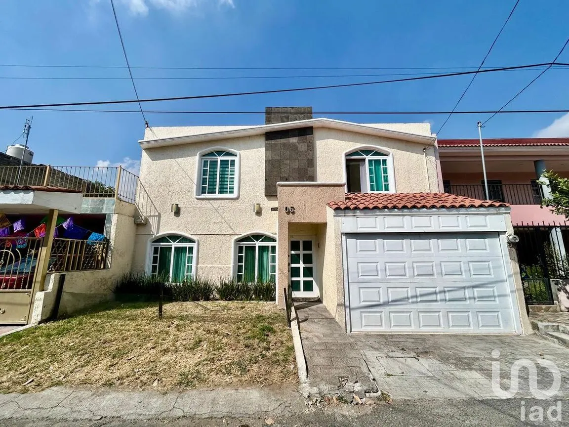 Casa en Venta en Francisco Sarabia, Zapopan, Jalisco | NEX-278920 | iad México | Foto 1 de 27