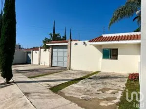 NEX-284449 - Casa en Venta, con 4 recamaras, con 4 baños, con 696 m2 de construcción en Ajijic Centro, CP 45920, Jalisco.