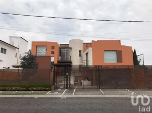 NEX-83586 - Casa en Venta, con 5 recamaras, con 6 baños, con 475 m2 de construcción en Condado de Sayavedra, CP 52938, México.