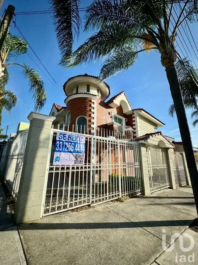 Casa en Renta en Misión de San Isidro, Zapopan, Jalisco | NEX-201789 | iad México | Foto 1 de 14