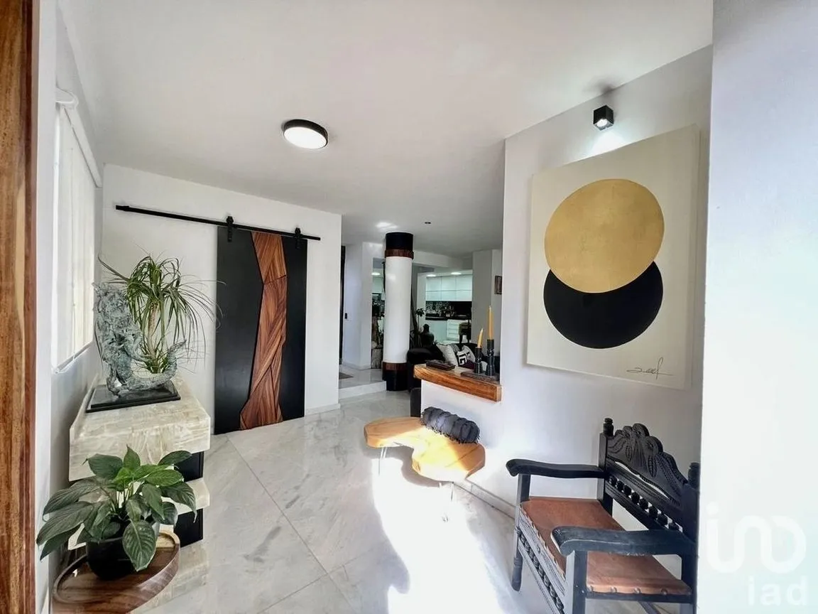 Casa en Venta en Jardín Real, Zapopan, Jalisco | NEX-227075 | iad México | Foto 3 de 19