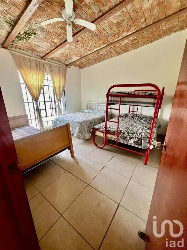 Casa en Venta en Jardines del Capulín, Tlajomulco de Zúñiga, Jalisco | NEX-230220 | iad México | Foto 23 de 35