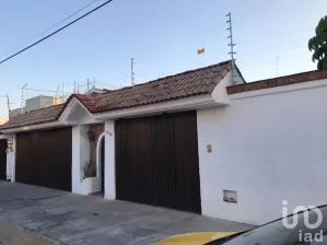 NEX-87473 - Casa en Venta, con 4 recamaras, con 4 baños, con 550 m2 de construcción en Prados Tepeyac, CP 45050, Jalisco.