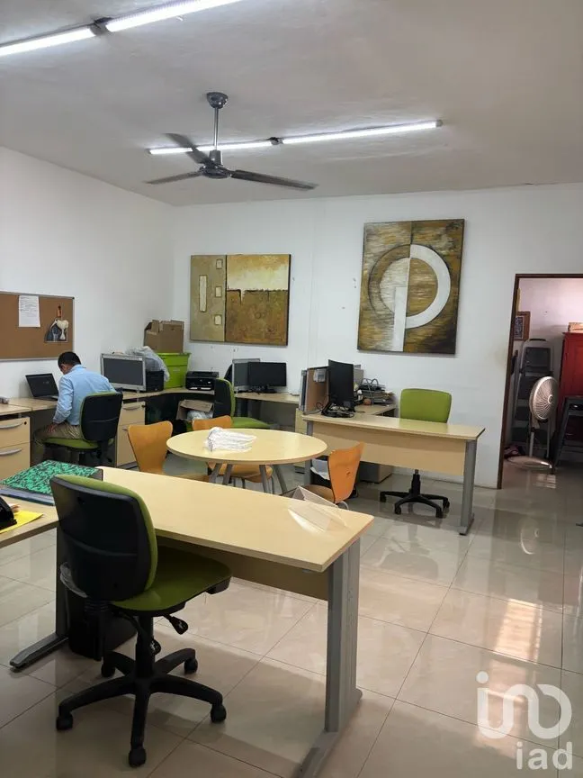 Oficina en Renta en Itzimna, Mérida, Yucatán | NEX-269956 | iad México | Foto 1 de 7