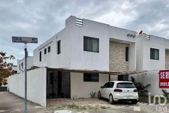 NEX-299936 - Casa en Renta, con 3 recamaras, con 3 baños.