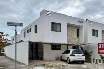 NEX-301239 - Casa en Renta, con 3 recamaras, con 3 baños.