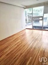 NEX-276613 - Departamento en Renta, con 3 recamaras, con 2 baños, con 250 m2 de construcción.