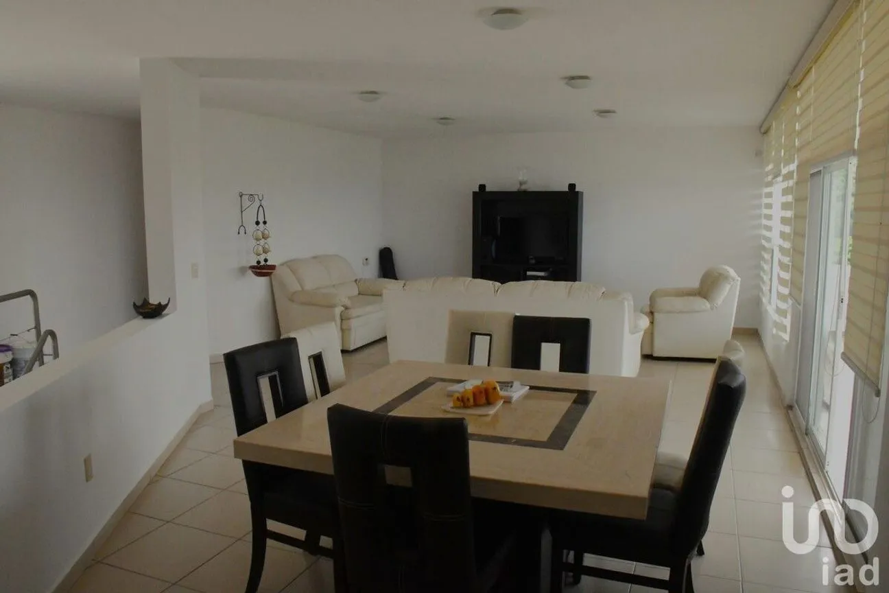 Casa en Venta en Villas de Irapuato, Irapuato, Guanajuato | NEX-228328 | iad México | Foto 8 de 49