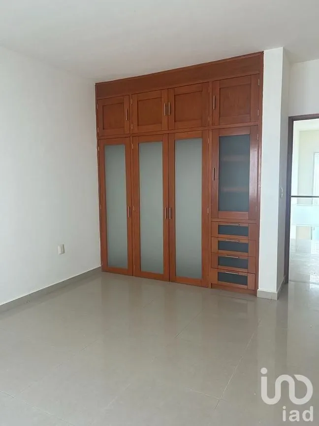 Casa en Venta en Residencial Bosques, Irapuato, Guanajuato | NEX-294553 | iad México | Foto 4 de 24