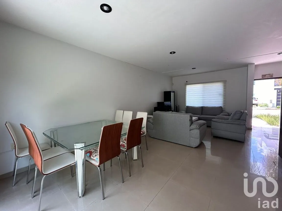 Casa en Venta en Residencial Bosques, Irapuato, Guanajuato | NEX-294554 | iad México | Foto 4 de 37