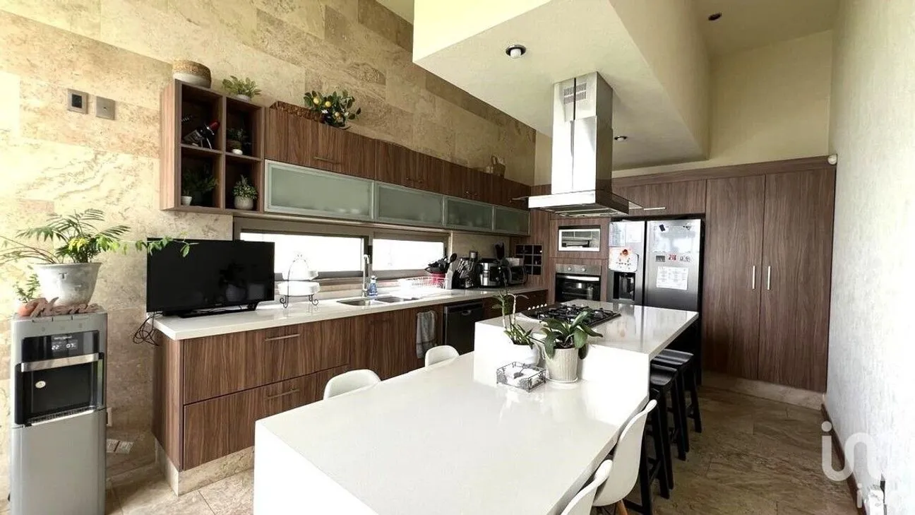 Casa en Venta en Club de Golf la Loma, San Luis Potosí, San Luis Potosí | NEX-227046 | iad México | Foto 4 de 18