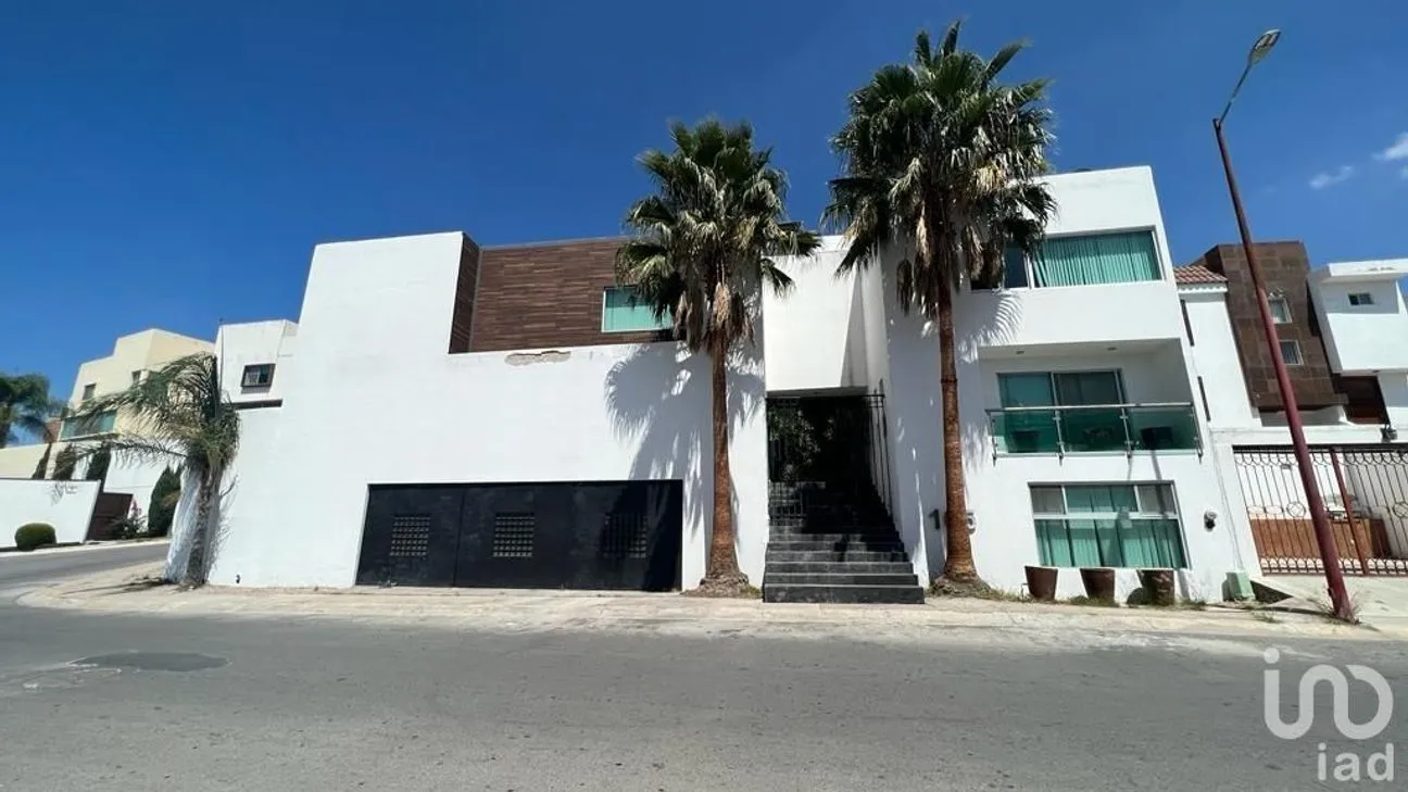 Casa en Renta en Lomas del Tecnológico, San Luis Potosí, San Luis Potosí | NEX-230310 | iad México | Foto 1 de 23