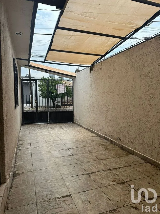 Casa en Venta en Balcones de Floresta, Irapuato, Guanajuato | NEX-228770 | iad México | Foto 1 de 11