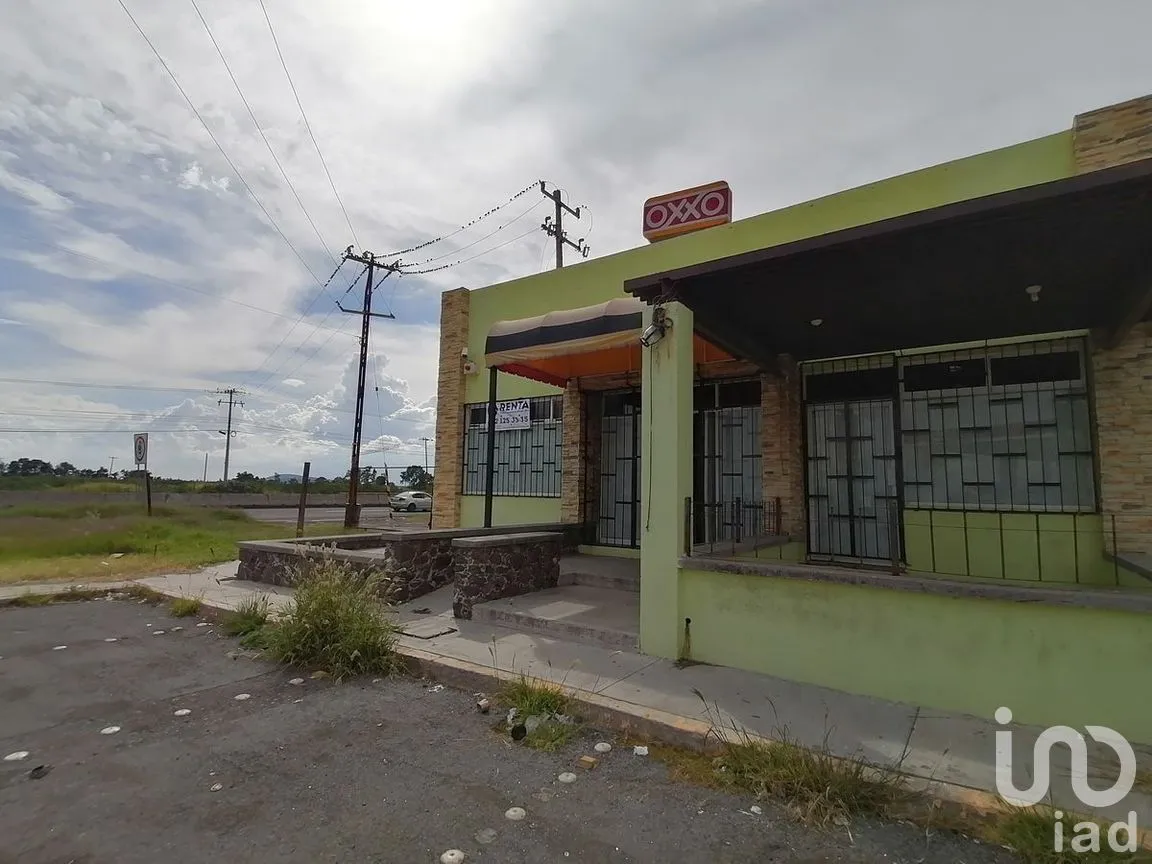Local en Renta en Crucitas, Salamanca, Guanajuato | NEX-278816 | iad México | Foto 1 de 11