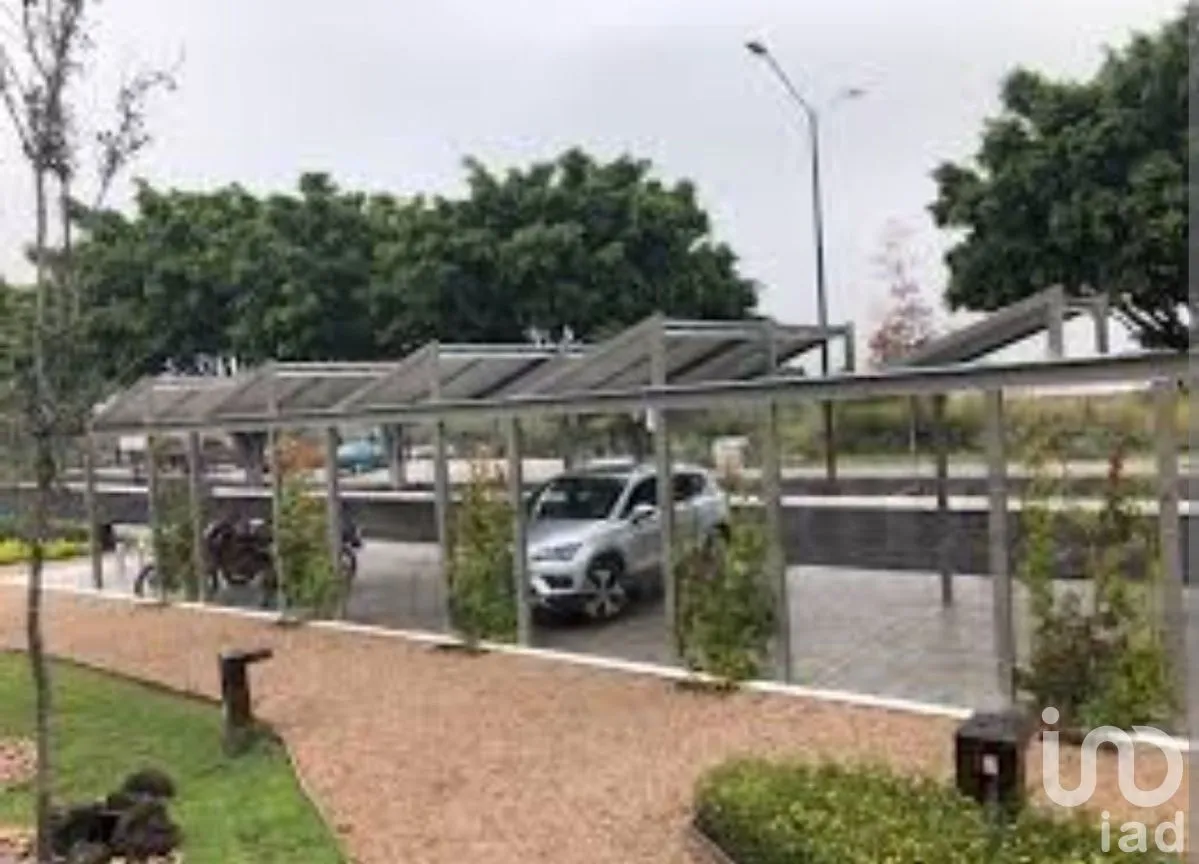 Terreno en Venta en Villas de Irapuato, Irapuato, Guanajuato | NEX-278833 | iad México | Foto 9 de 9